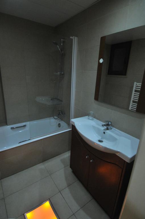 Ithaki Phinikoudes Apartment No. 204 Larnaca Kamer foto