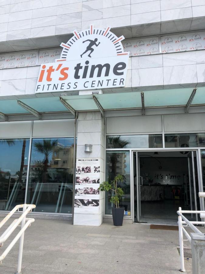 Ithaki Phinikoudes Apartment No. 204 Larnaca Buitenkant foto